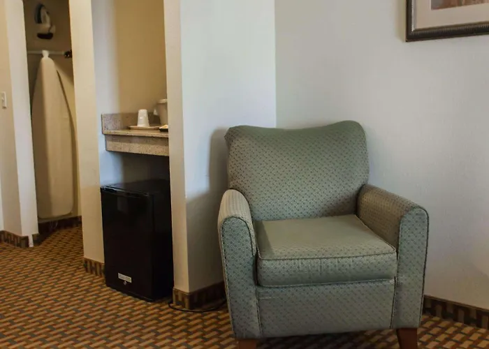 Comfort Inn & Suites Harrisonville